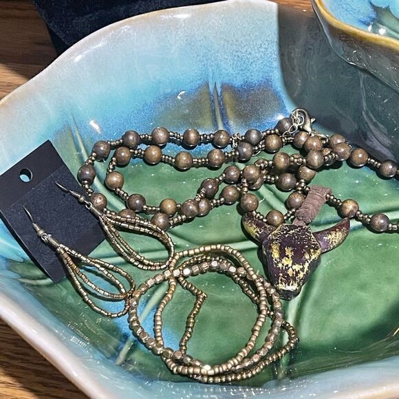 Trendy Handcrafted Bull Head Long Necklace Earrings & Bracelet - Picture 1 of 4